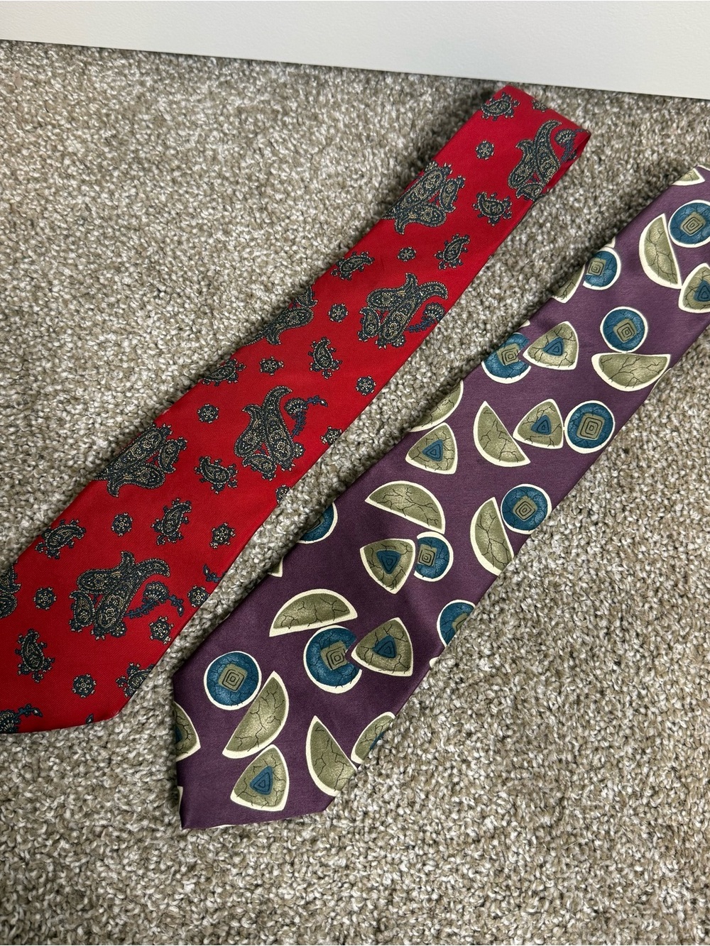 Dior Red Paisley and Plum Geometric Silk Tie Duo